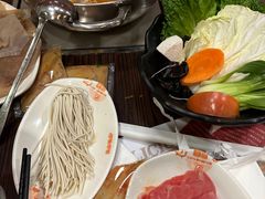 -呷哺呷哺(世贸.工三店)