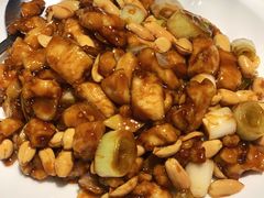 宫保鸡丁-眉州东坡·熊猫主题餐厅(枫蓝店)