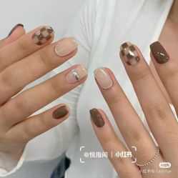 -悦指间美甲美睫