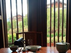靠窗位-丽江金茂凯悦臻选酒店-滇香馆
