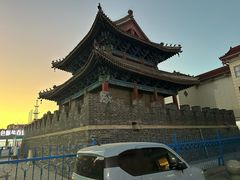 -钟楼大面包