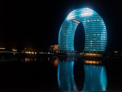 -湖州太湖旅游度假区-月亮广场