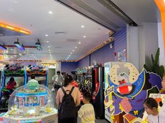 -反斗乐园π·电玩·高空拓展·蹦床(龙华天虹店)