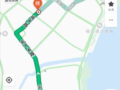 -绿地缤纷城-停车场