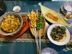 -乡村馕坑肉·烧烤·新疆菜·本地人更爱吃(阿勒泰首店)