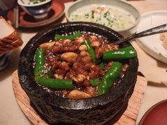 石锅杭椒牛蛙-虫二酒肆(美罗城店)