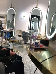 -尚羽华东接发美发店