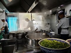 -陇上全荟兰州传统牛肉面(延吉路店)