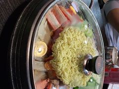 传统部队火锅-the frypan韩国炸鸡啤酒(五路居店)