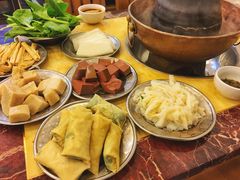 -月圆火锅(宁海东路二店)