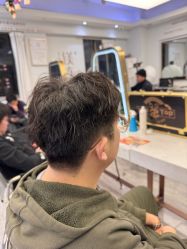-镁连社·美联社