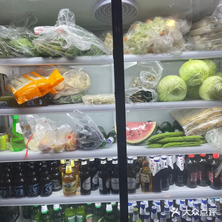 锦子炸串 杏鲍菇 铁板肥肠 辣炒鸡爪 豆沙包