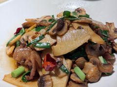 -梁家大院•农家菜(昆山会展中心店)