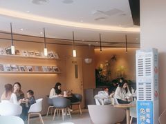-奈雪的茶(广州万菱汇PRO店)