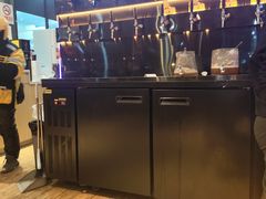 -华府九号海鲜烧烤大排档(龙域店)