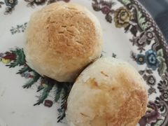 虾仁鲜肉月饼-梦菲思饼屋(瑞金宾馆店)