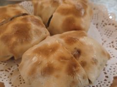 -汗腾格里·风味餐厅(新疆驻京办店)