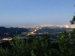 -鬼笑石后山停车场