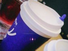 -瑞幸咖啡(镇江新城吾悦广场店)