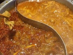 -沸炉重庆老火锅(军事博物馆店)