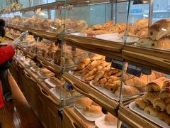 面包甜点陈列柜-新侨三宝乐面包店(崇文门店)