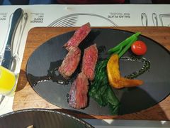 炙烤厚切牛小排-西堤牛排(北京国瑞店)