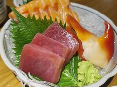 -樱町三味日本料理(城乡世纪广场店)