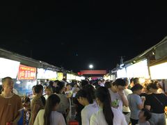 -大学城夜市大排档(凤栖路店)