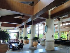 -亚龙湾喜来登·美景台大堂吧