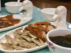 -六和聚传统烤鸭.天津菜(和平店)
