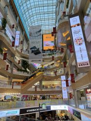 -Kraemer Paris  苏豪路易士·嘉玛发廊