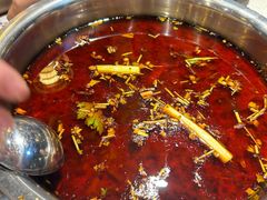-肖肖酸萝卜鱼火锅(总店)