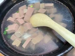 鸡鸭血汤-舒蔡记生煎菜饭(云南中路店)