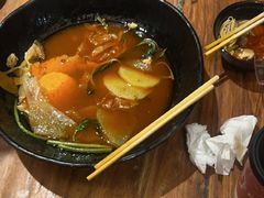 -万记麻辣烫国展总店