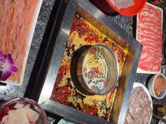 -二荆条·蜀鲜汇城市森林火锅