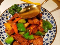 甜薯黑椒安格斯牛粒-裕.鹅庄