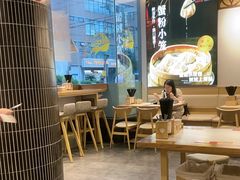 -馋三尺蟹粉小笼(人民广场店)