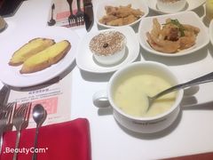 -爱丽丝牛排西餐厅(光谷步行街店)