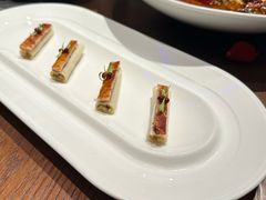 -映水芙蓉(长宁来福士店)