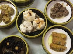-三身人金新肠粉(丹霞店)