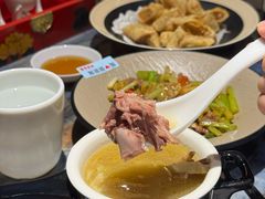 -佬太公海鸭·海鲜大排档(上海总店)