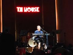 -TZ House音乐现场(来福士中心店)