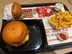 -The Habit Burger Grill 哈比特汉堡(爱琴海店)