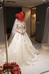 点击看大图 -GRACE KELLY婚纱与礼服(北京店)