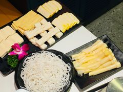 云南豆腐拼盘-小街猪手(团结湖店)