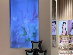 -moody彩瞳(环宇城店)