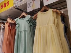 -优衣库(北京万柳华联购物中心店)