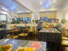 大堂-八两八金·莱芜特色炒鸡(市南漳浦路店)