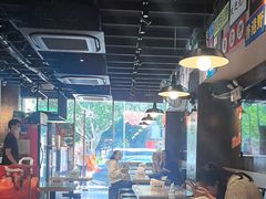 -肥汁米蘭香港米线(定西路店)