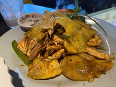 越式麻油捞鸡-大头虾越式风味餐厅(光明广场店)